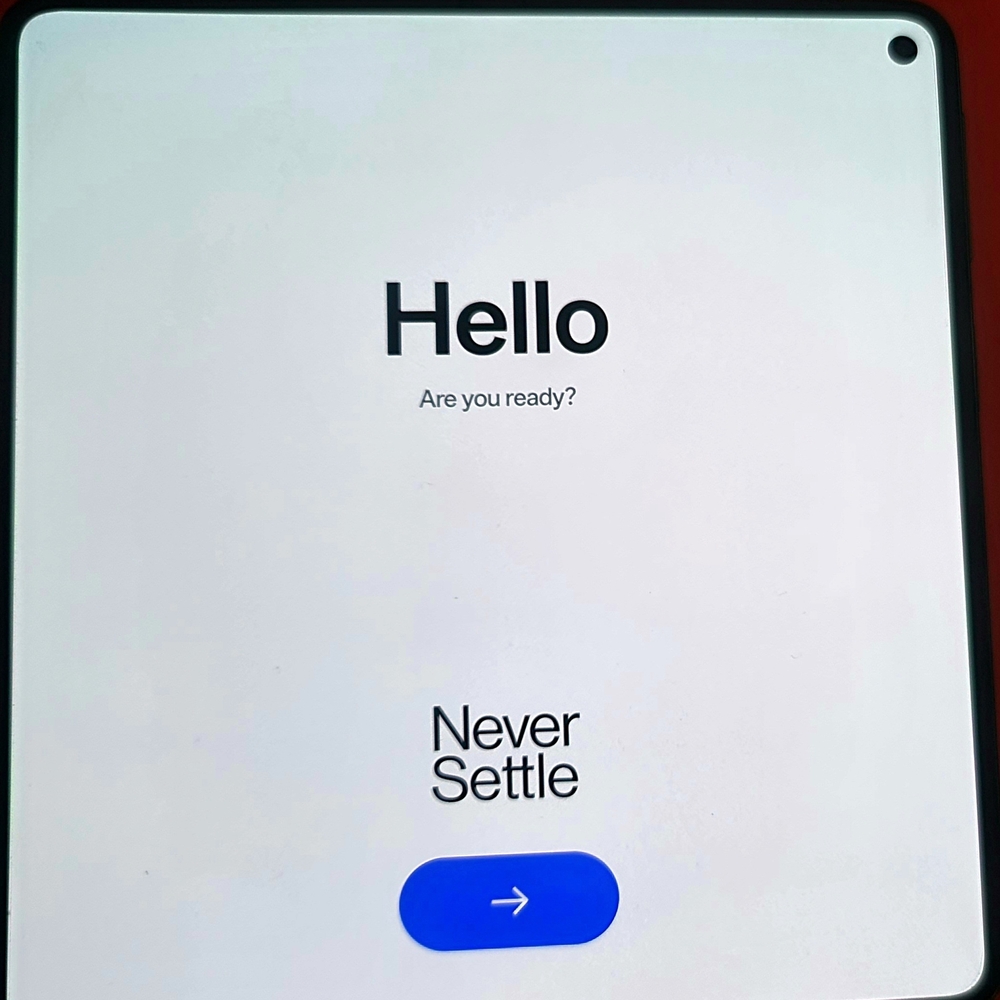 Oneplus Open Foldable Phone - Picture 2 of 8